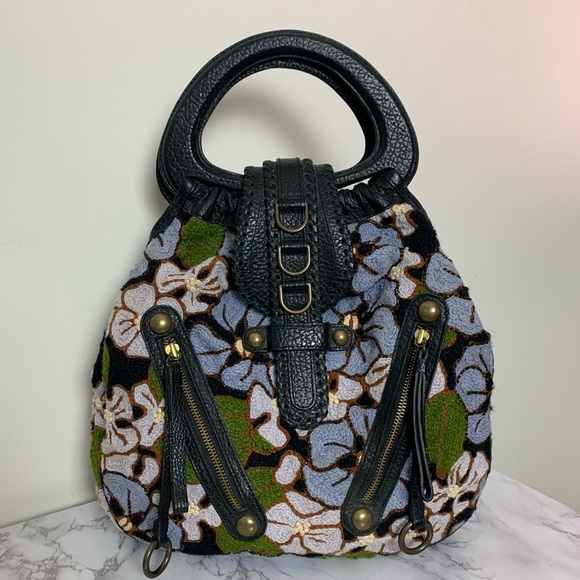 Isabella Fiore Floral Embroidered Bag - Picture 1 of 12